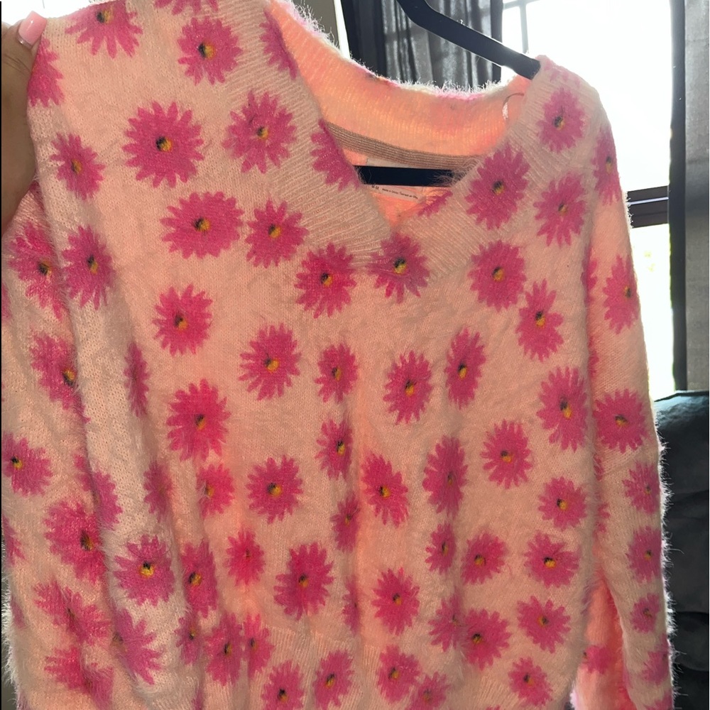 Urban outfitters fuzzy sweater size M